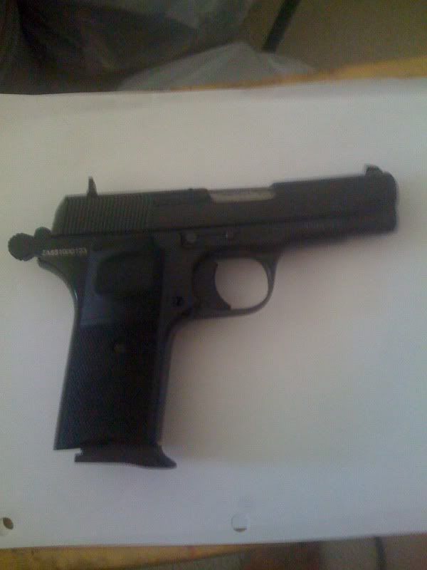 guns005.jpg