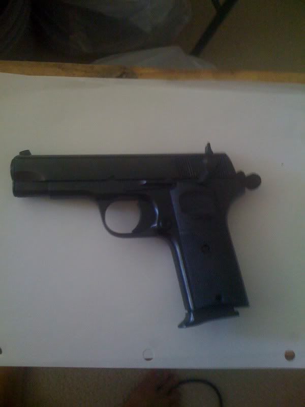 guns004.jpg